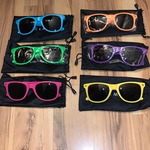 6 Pack MultiColor Sunglasses. New and Trendy!